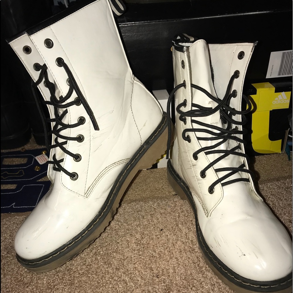 white docs martins boots